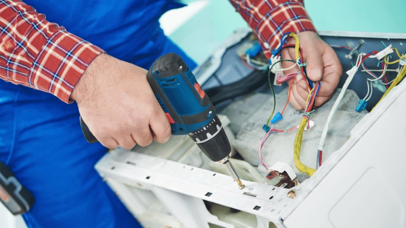 Bahçelievler Viessmann Viessmann çamaşır makinesi kart tamiri – Su almama arızası orijinal parça ile giderildi. - Teknik servis örneği